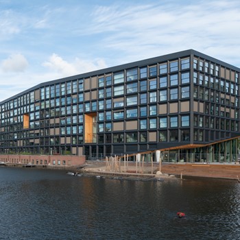 Jonas, Amsterdamse IJburg