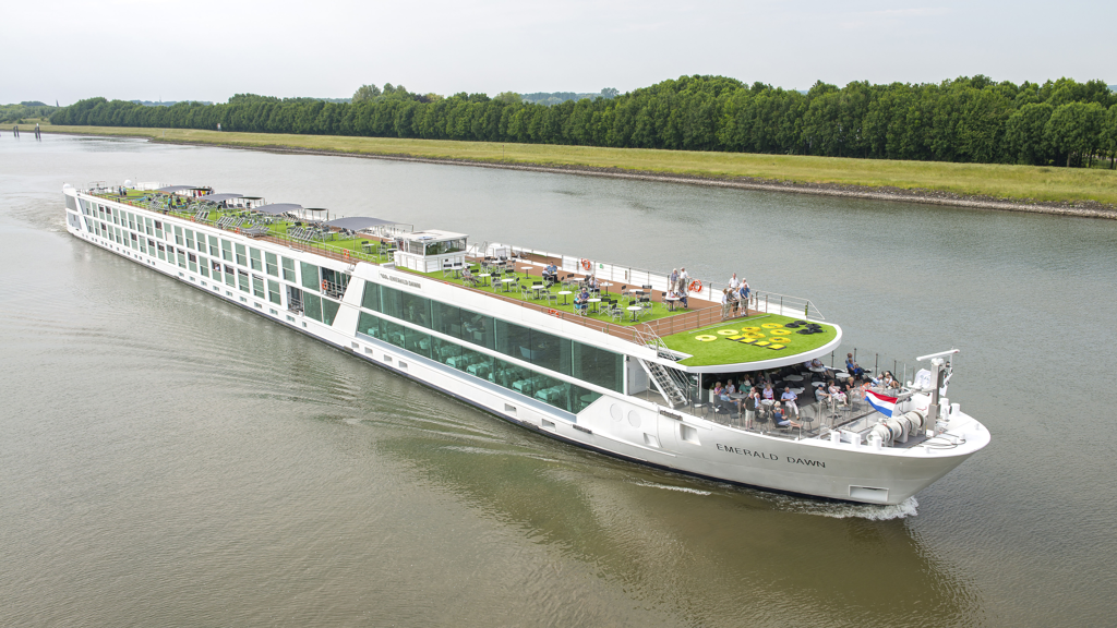 Emerald Dawn varende (47).jpg