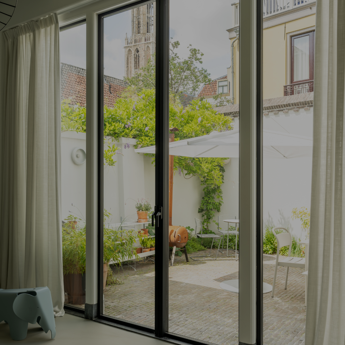 Onderhoudsarm aluminium in hout