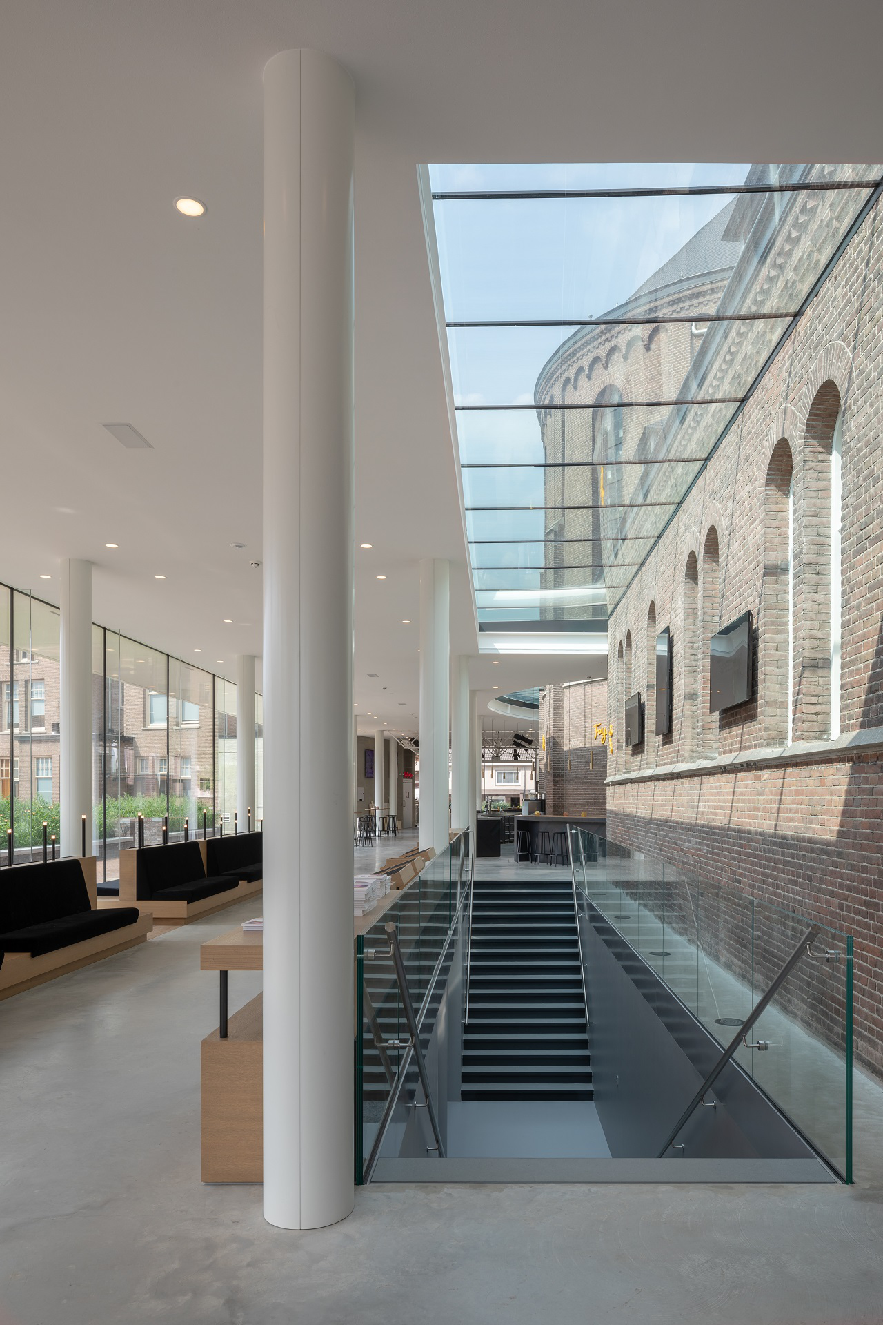 Het Speelhuis-Glazen dak-Gevel-Metaglas.jpg