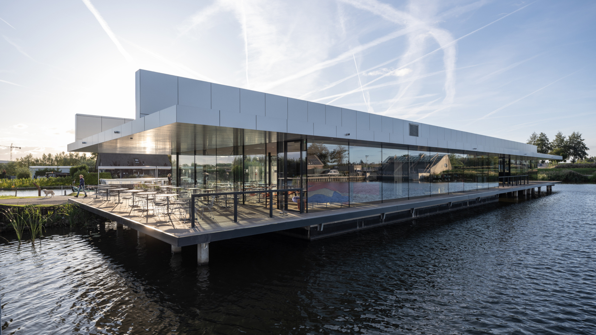 Bekijk afbeelding Bezoekerscentrum Kinderdijk als vergroting