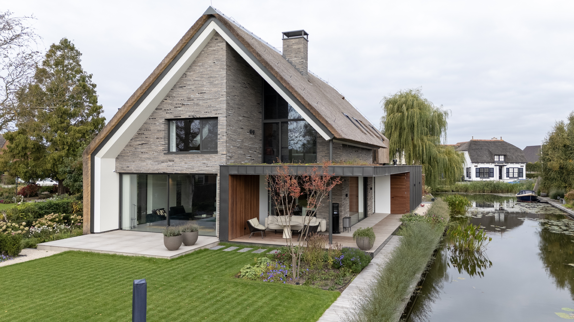 Bekijk afbeelding Villa Zuideinde Nieuwkoop als vergroting